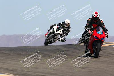 media/Apr-15-2022-Apex Assassins (Fri) [[9fb2e50610]]/Trackday Level 2/Session 2/Turns 9 and 10 Set 1/